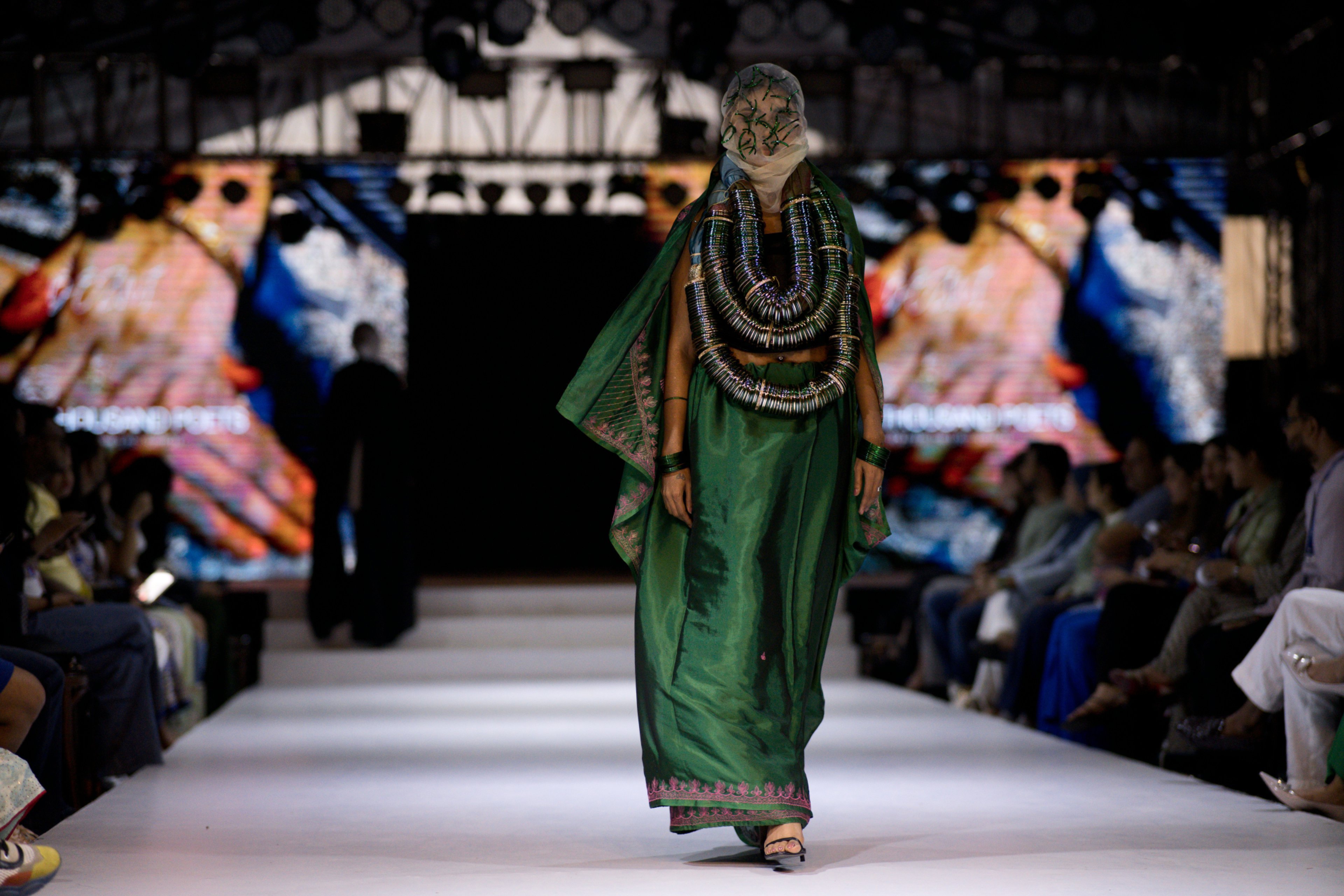 BEZNI lookbook image