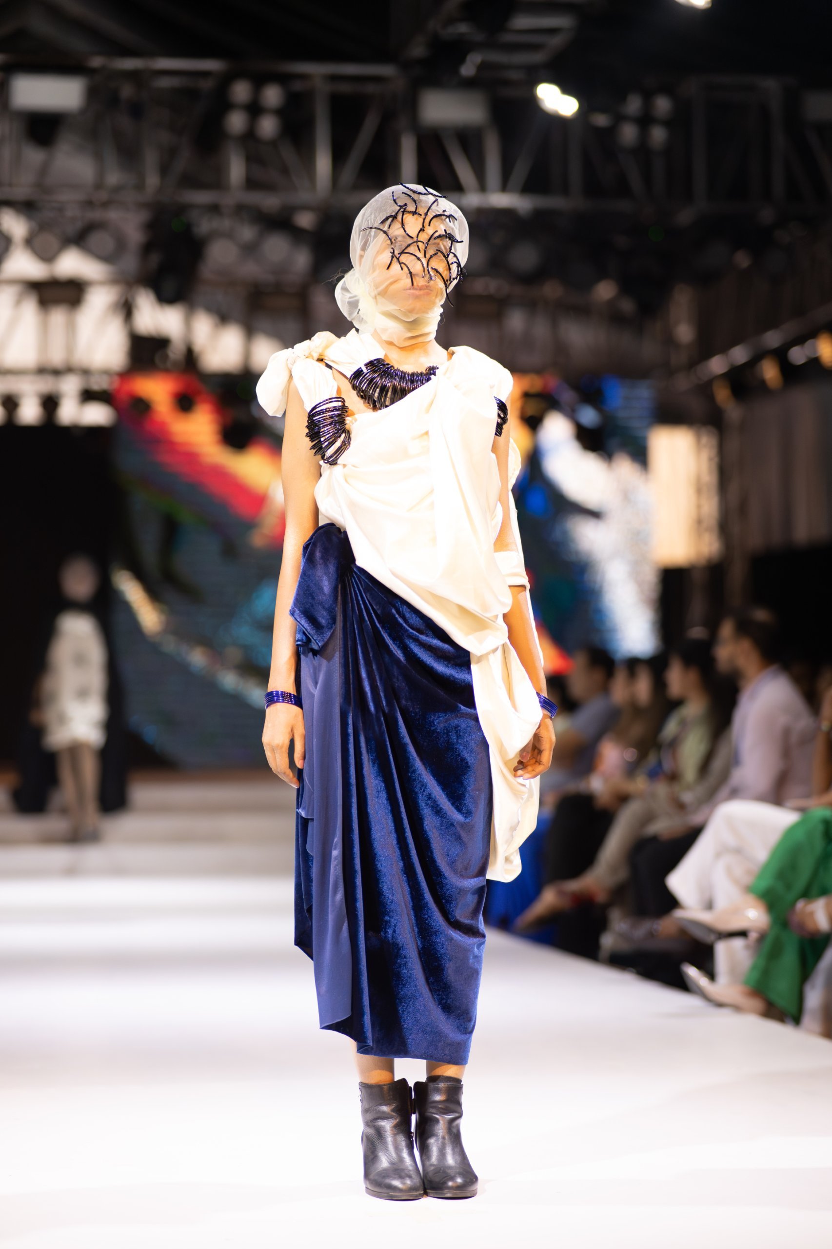 BEZNI lookbook image